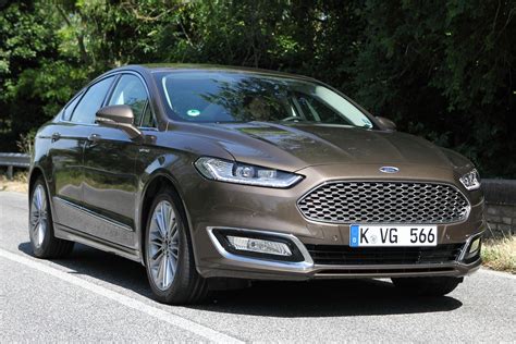 Ford Mondeo Vignale review: 2015 first drive|Ford Mondeo Vignale review ...