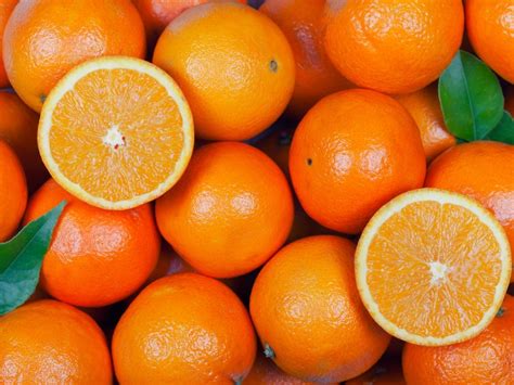 Growing Orange Fruit - Types Of Orange Colored Fruit