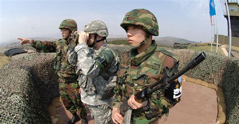 South Korean troops on DMZ are ready for anything - We Are The Mighty