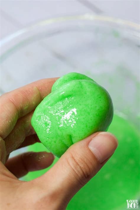 3-Ingredient Color-Changing Edible Silly Putty - The Soccer Mom Blog