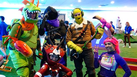 Fortnite Cosplay Features Some Cool Skins At PAX's Real-Life Lazy Links ...