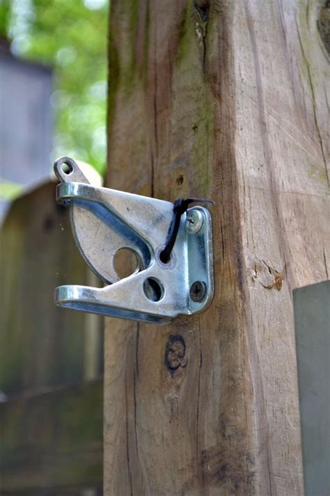 How to Install a Self-Adjusting Gate Latch | Gate latch, Diy outdoor ...