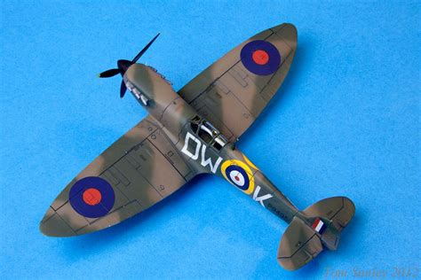 UK Airshow Review Forums • Airfix Spitfire Mk1a 1/72