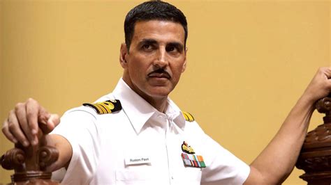 Discover 80+ akshay kumar hairstyle in rustom best - vova.edu.vn