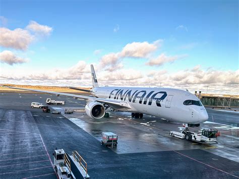 REVIEW: Finnair A350 new Air Lounge business class seat on short haul ...