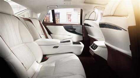 The Lexus LS 500 Boasts a Top Interior | Lexus of Sarasota