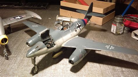 Messerschmitt Me 262 A-1a Fighter Aircraft -- Plastic Model Airplane ...