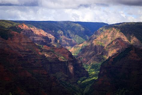 Waimea Canyon Lookout | Outdoor Project