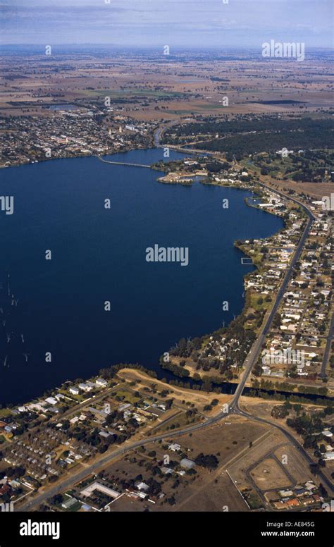 Yarrawonga and Mulwala townships on “Lake Mulwala” Australiavertical ...