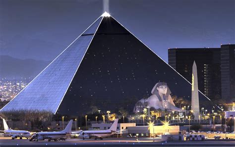 Luxor Hotel Las Vegas 3*