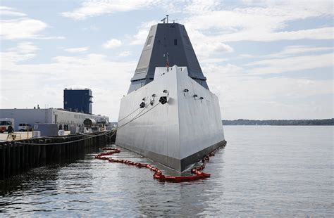 Navy shows off its $4.4B warship of the future