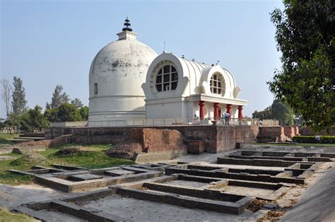 India - Kushinagar - Parinirvana Temple and Paranirvana St… | Flickr