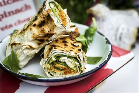 Healthy vegetarian wrap with spinach | Free Photo - rawpixel