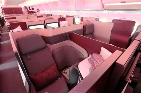 Review: Qatar Airways A350-1000 Qsuite Business Class | Mainly Miles