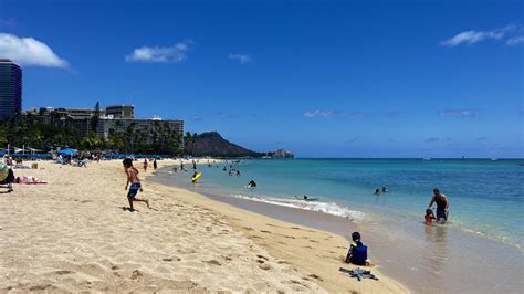 Best Beaches in Oahu Hawaii (2023) - Alison Bell Photographer