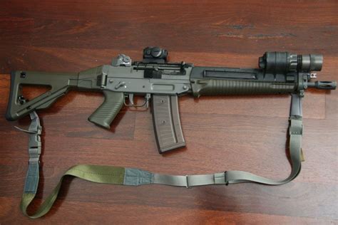 Sig 551 | Weapon | Pinterest | Weapons