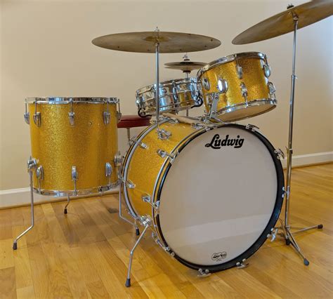 Vintage Ludwig Classic 4 Pc Drum Set w/ Cymbals, Hardware - Gold ...