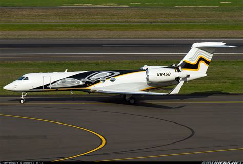 Gulfstream Aerospace G-V Gulfstream V - Untitled | Aviation Photo ...