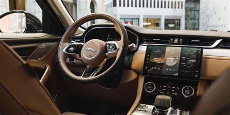 Jaguar F-PACE Interior | 2022 Jaguar F-PACE Interior Features, Photos