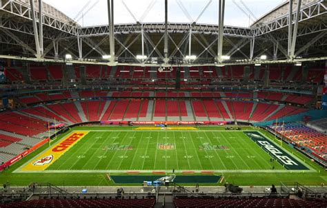 NFL World Reacts To Super Bowl Stadium Announcement - The Spun