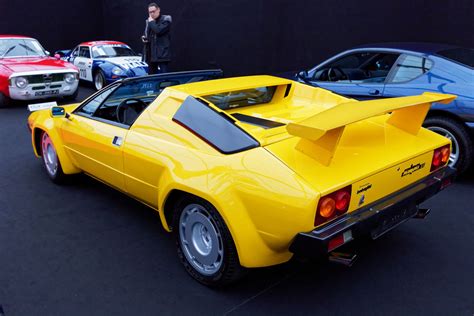 Lamborghini Jalpa 1982 - 1988 Specs and Technical Data, Fuel ...