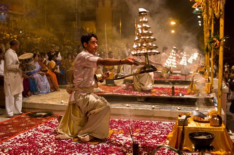 Ganga Aarti: El fervor de Varanasi