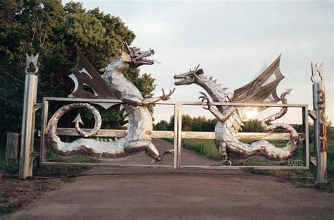 Dragon Gate | Dragon, Gate, Year of the dragon