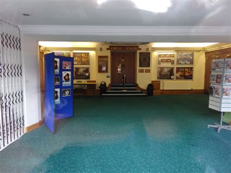 Coliseum Theatre in Aberdare, GB - Cinema Treasures