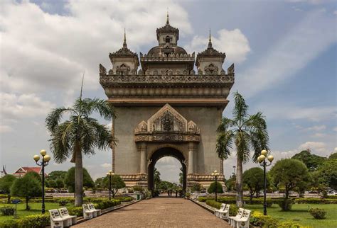 Patuxai, Vientiane (2024) - Images, Timings | Holidify