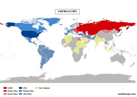 Cold war maps - World in maps