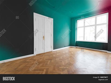 Empty Room Painted Image & Photo (Free Trial) | Bigstock