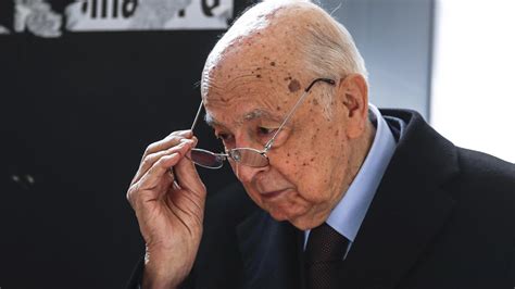 Giorgio Napolitano, si aggravano le condizioni di salute dell’ex presidente