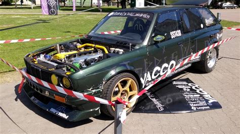 INSANE BMW E30 325i Touring Drifting Car (Dragster) with Modified ...