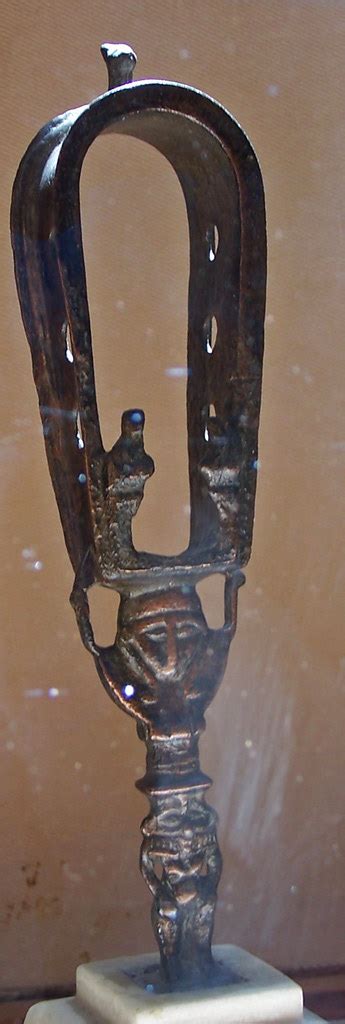 Sistre, museu d'Ismailia | Sistrum, Ismailia Museum, Egypt. … | Flickr