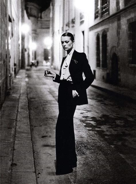 Helmut Newton - Istantidigitali