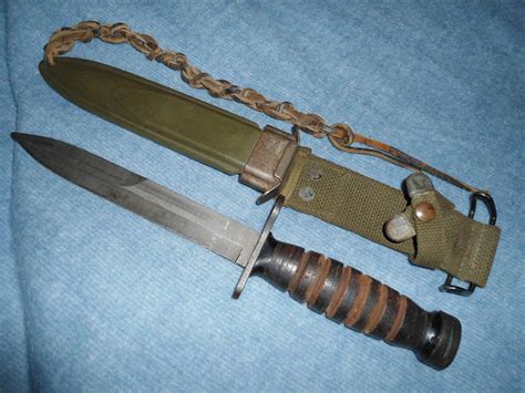 WW2 M1 Carbine BAYONET with correct M8 scabbard (VP) marked M4 by ...