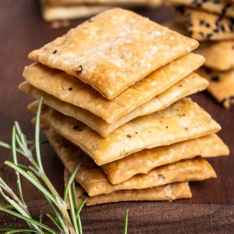 Easy Vegan Crackers - Vegan on Board