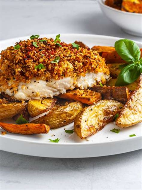 Oven-Baked Hake in Spicy Breadcrumbs | Foodaciously