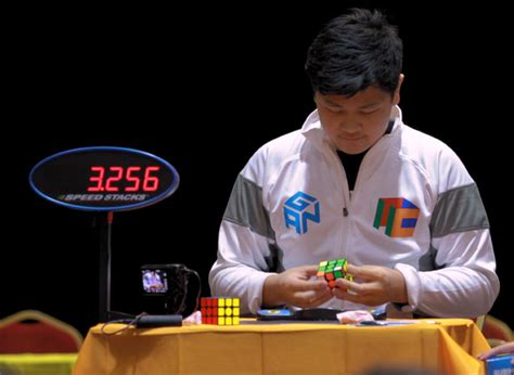 A Teen with Autism Becomes Rubik’s Cube Guinness World Record Holder ...