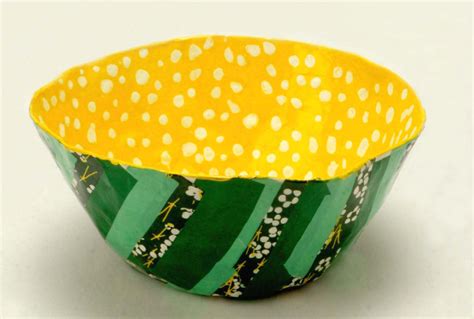 Art for Small Hands: Papier Mâché - Layered Bowls