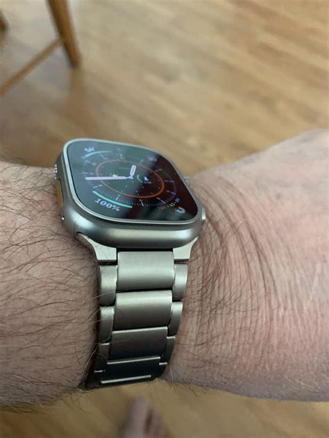 Apple Watch Ultra metal wristband. : r/AppleWatch