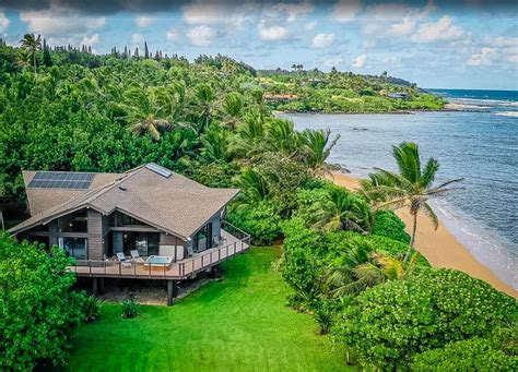 13 Hawaii House Rentals: Top Beach Houses + Luxury Vacation Rentals