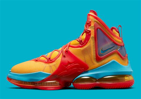 Nike LeBron 19 Uniform Hook DC9338-800 Release | SneakerNews.com