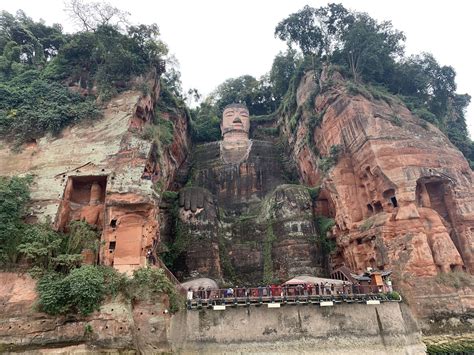 Exclusive Travel Tips for Your Leshan Tours in China | Enchanting Travels