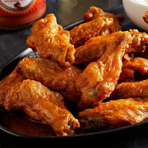 Original Buffalo Chicken Wings Recipe | Frank's RedHot® CA