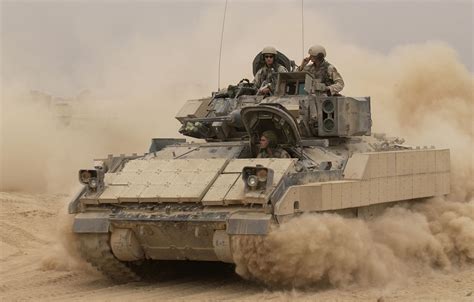 Bradley Fighting Vehicle - Wikipedia