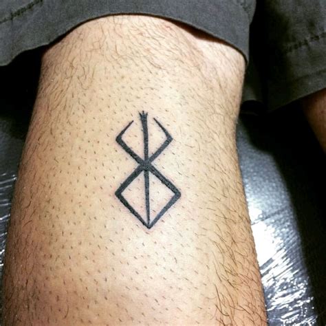 Update more than 72 berserk symbol tattoo latest - in.cdgdbentre