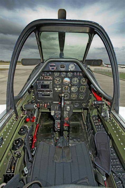 P-51 Mustang - Cockpit | Vintage aircraft, Aircraft interiors, Fighter ...