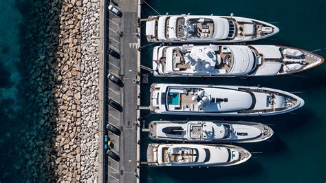 Superyacht Charter: Your Guide to Navigating Luxury ⋆ Mega Yacht Guy