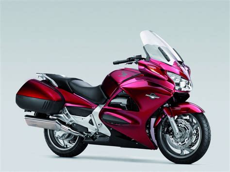 Honda st1300 seat